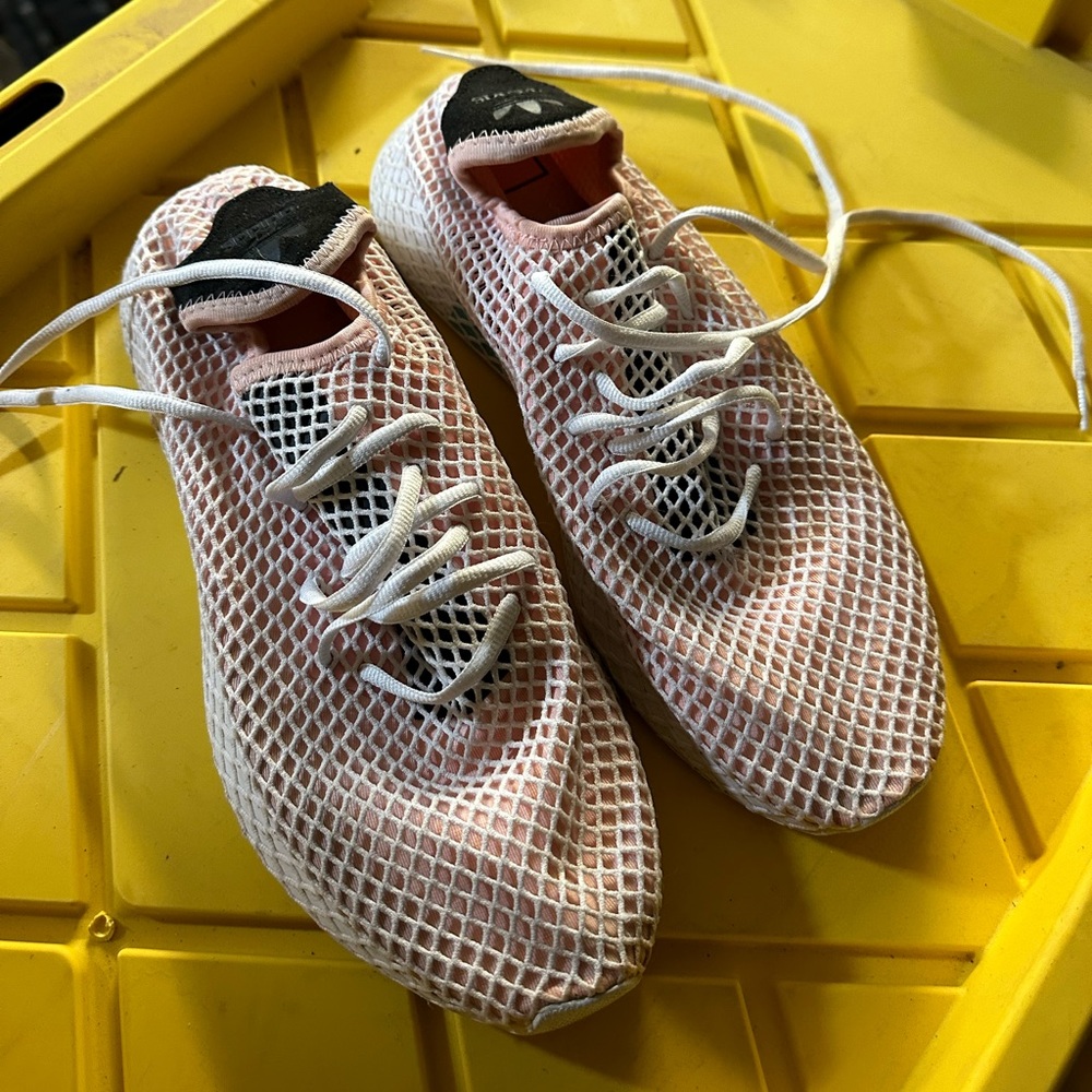Adidas Deerupt pink